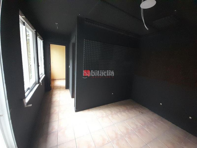 Foto 0ae2cbad-840d-4984-a09e-b128bfda229f. Local comercial en Ensanche - Sar Santiago de Compostela