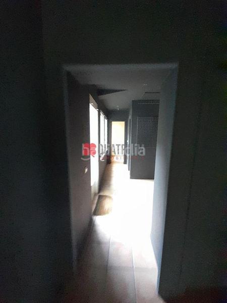 Foto b08e0e51-a638-4a1a-807f-0f11531a6cd9. Local comercial en Ensanche - Sar Santiago de Compostela