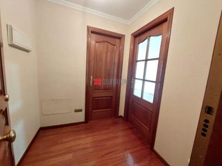 Location Appartement  Rúa do pintor juan luis. Se alquila piso sin amueblar en santiago de compostela.