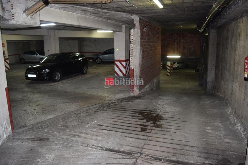 Foto 921dc883-f014-4efb-9f6a-97645fd18e9d. Posto auto in Ensanche - Sar Santiago de Compostela