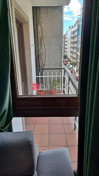 Foto ab75be0d-87b4-4cec-a90f-432fddedcb46. Pis a Ensanche - Sar Santiago de Compostela