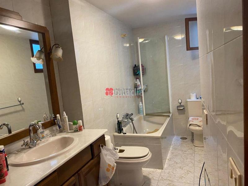 Foto 98b084ee-60d5-4880-b92b-47d7b170994f. Haus mit heizung in Casco Histórico Santiago de Compostela