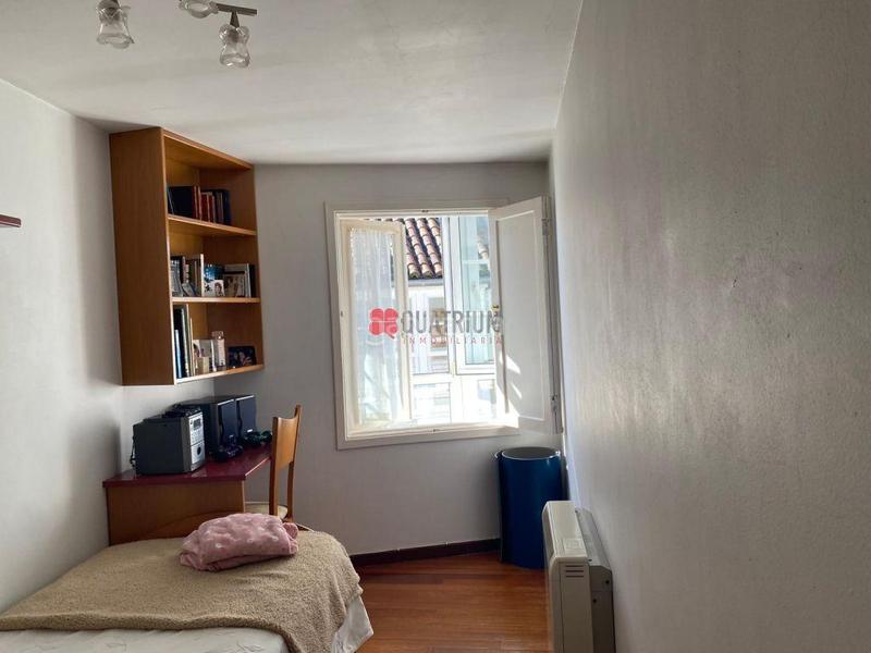 Foto b8282447-e41f-47c9-ad58-633f35395021. Haus mit heizung in Casco Histórico Santiago de Compostela