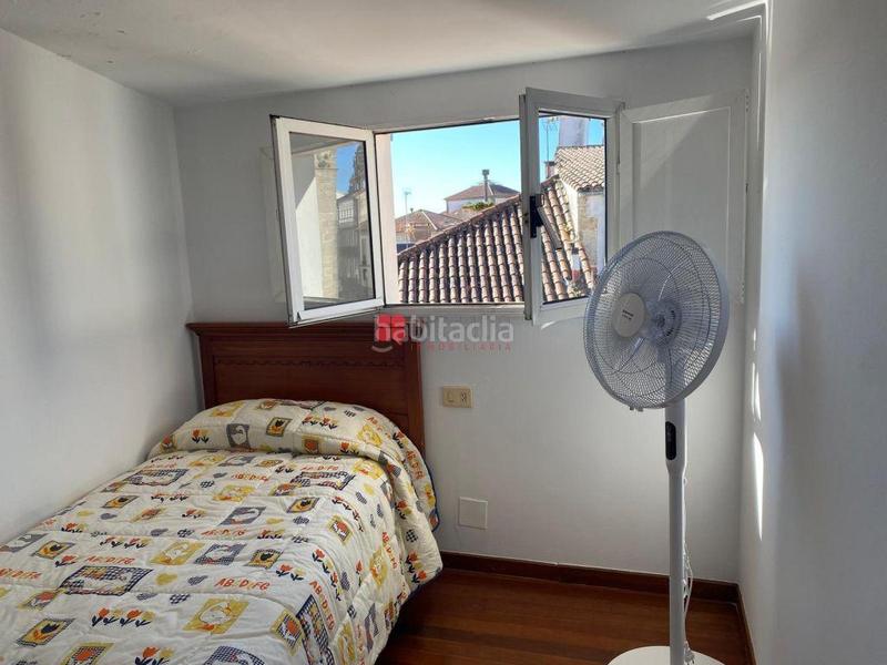 Foto c22933d2-699c-44e5-9c91-bdf4c7cb01bc. Haus mit heizung in Casco Histórico Santiago de Compostela