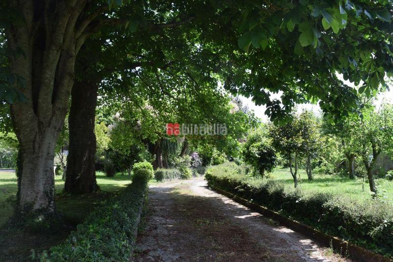 Foto 2865b866-d030-4f36-9c70-9743fdf599a6. Maison avec piscine dans Parroquias de Santiago Santiago de Compostela