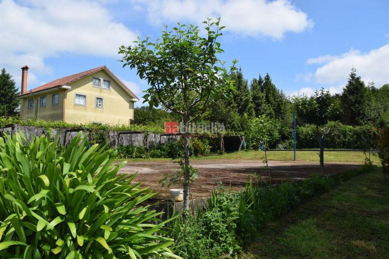 Foto 35dd7dec-02f0-4ba9-8f74-ed9c2fc0a175. Maison avec piscine dans Parroquias de Santiago Santiago de Compostela