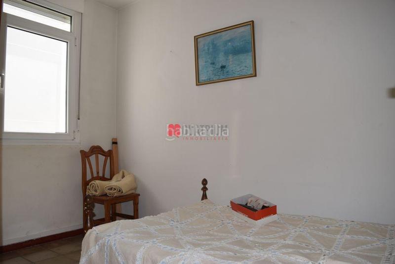 Foto 0ff35dbd-3e52-47c6-a763-46bb03f4e516. Piso oportunidad única en pleno centro vivienda en plaza roja en Santiago de Compostela