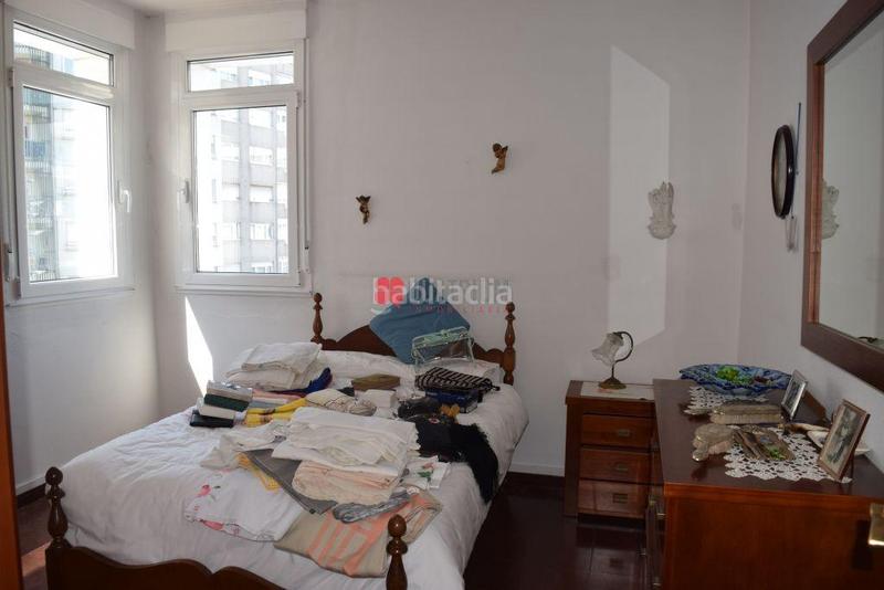 Foto 1ebe638f-60c6-416a-abad-80a436643803. Piso oportunidad única en pleno centro vivienda en plaza roja en Santiago de Compostela