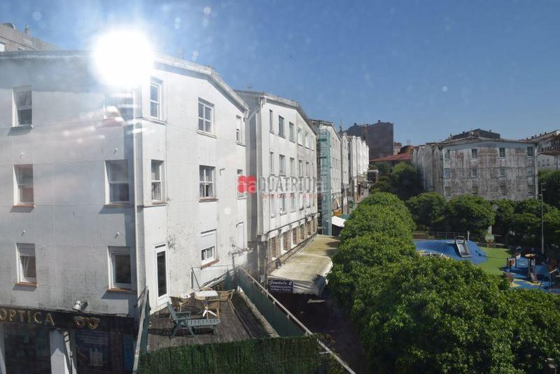 Foto 35032dfd-4d5b-43e6-a073-6cbf6b2d6bd1. Piso oportunidad única en pleno centro vivienda en plaza roja en Santiago de Compostela