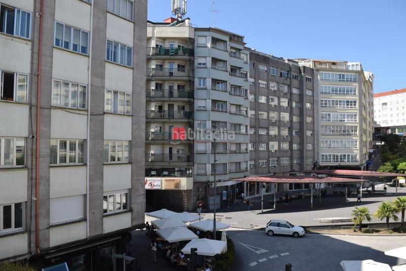 Foto 57852ccf-13da-44d7-9ec5-1a2df01e7890. Piso oportunidad única en pleno centro vivienda en plaza roja en Santiago de Compostela