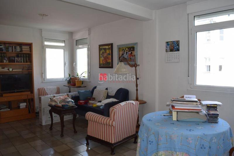 Foto e215b73c-bc1b-461e-8095-ce248059c979. Piso oportunidad única en pleno centro vivienda en plaza roja en Santiago de Compostela