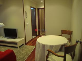 Lloguer Apartament a Ensanche - Sar. Alquiler a estudiantes. 2 habitaciones