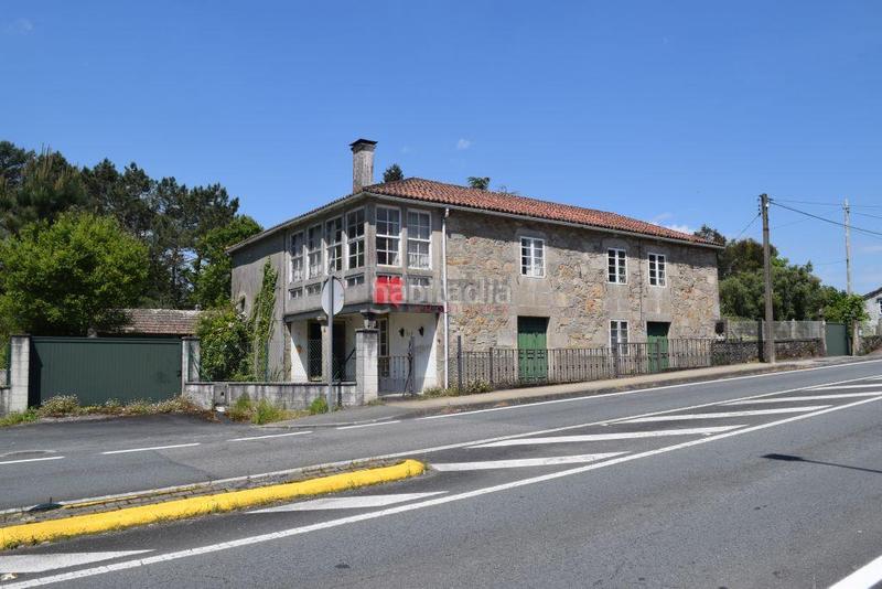 Foto 10f8c435-adbc-471b-899c-df32f9927c7a. Casa oportunidad única! casa de estilo pazo en venta en cacheiras en Teo