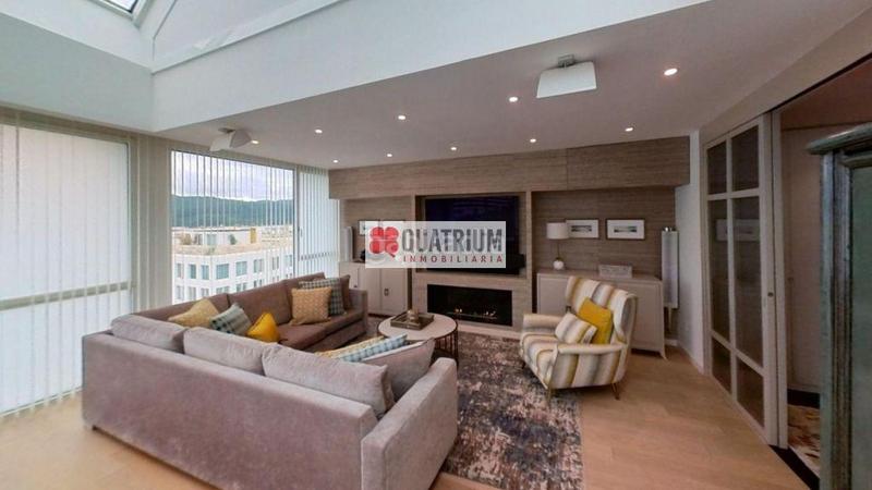 Foto 38e3fb9d-403c-4dfd-b069-157e63c96944. Dúplex amb aparcament piscina a Conxo Santiago de Compostela