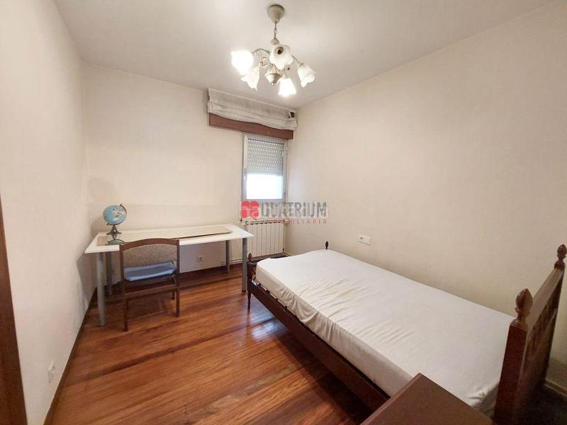 Foto f8547119-caab-4b61-9eaa-041ad22006e5. Location appartement dans Ensanche - Sar Santiago de Compostela