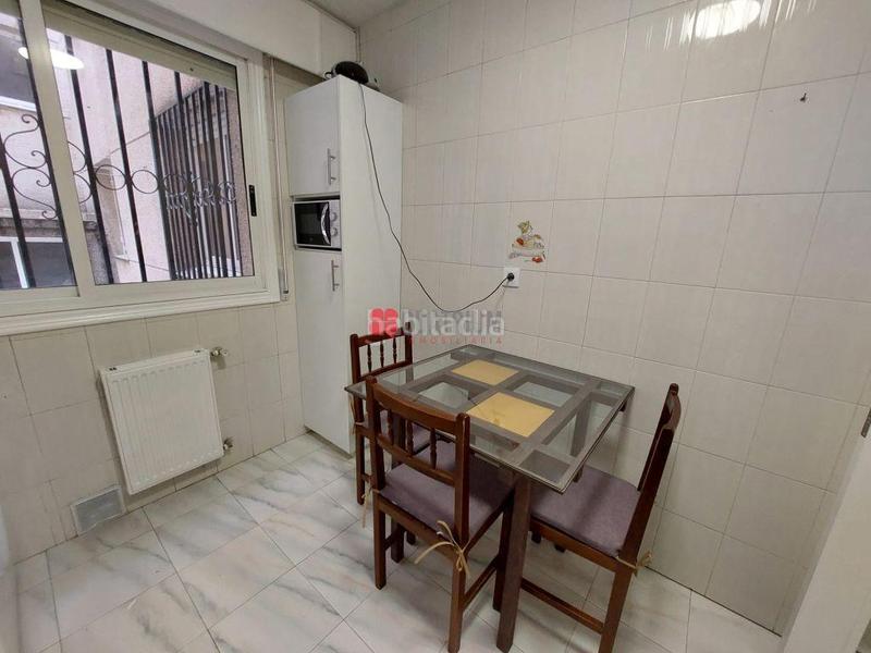 Foto 2e328b98-8b5b-46a3-a994-50eeeb127961. Rent flat with heating in Conxo Santiago de Compostela