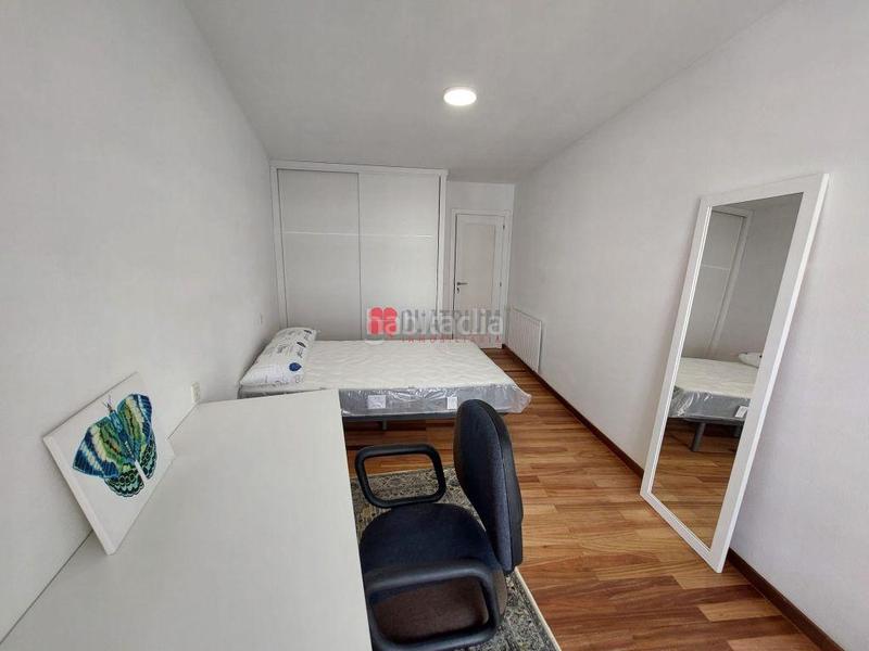 Foto 5e1946ae-38a1-4096-a46e-ba9399e08a2a. Rent flat with heating in Conxo Santiago de Compostela