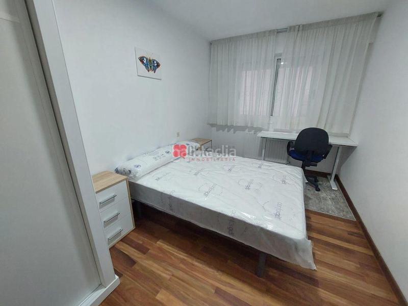 Foto b1c20131-1fe8-4667-a431-286db35865c3. Rent flat with heating in Conxo Santiago de Compostela