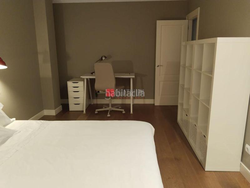 Foto 08e49273-8b3f-4b87-8680-c7bf3623b844. Alquiler casa  en alquiler calle santiago de querétaro, en Santiago de Compostela