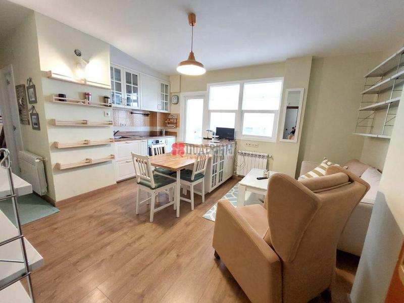 Foto 94e4d153-b1fd-40d0-b40f-fdf61df8103d. Location appartement avec chauffage dans Ensanche - Sar Santiago de Compostela
