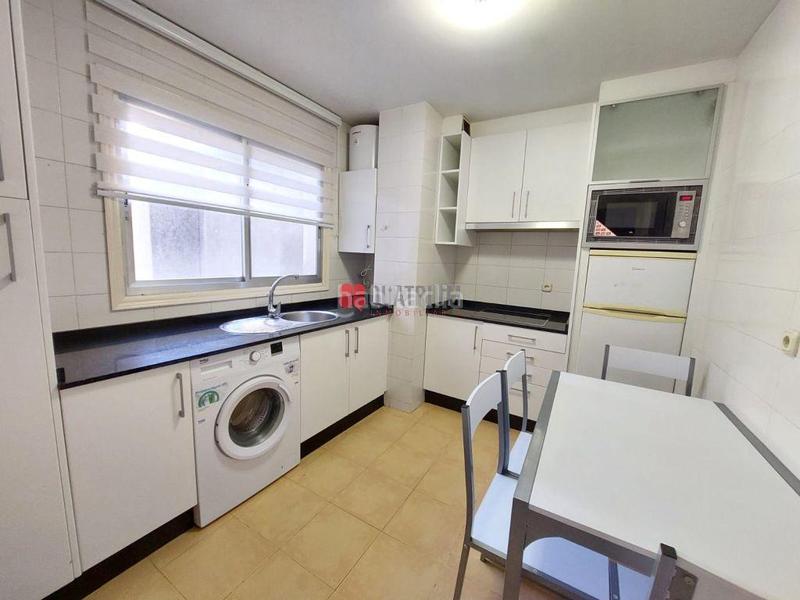 Foto e988ce37-34f4-4557-b983-fd0be6f51d39. Location appartement avec chauffage dans Ensanche - Sar Santiago de Compostela