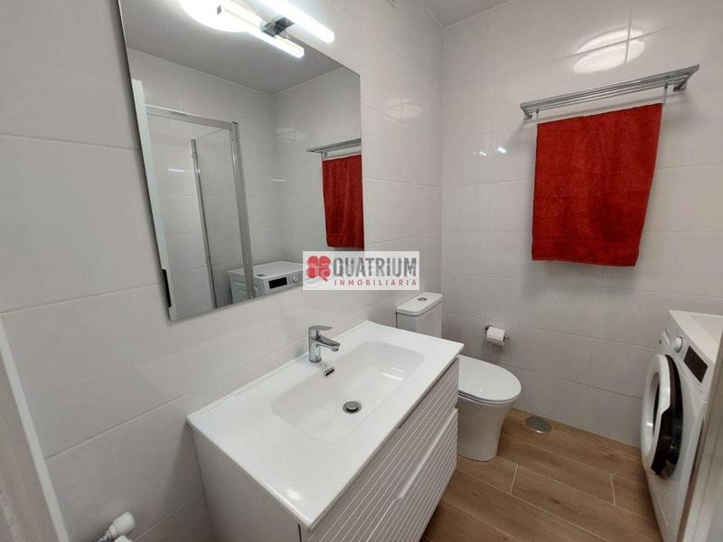 Foto 962700f2-5942-4fa6-8526-2823b980749c. Affitto appartamento con riscaldamento in Ensanche - Sar Santiago de Compostela