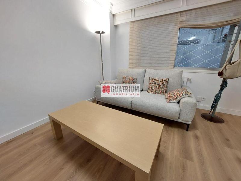 Foto f0031404-953a-451f-9f74-e37330fbb3d0. Alquiler piso se alquila apartamento reformado a estrenar en xeneral pardiñas en Santiago de Compostela