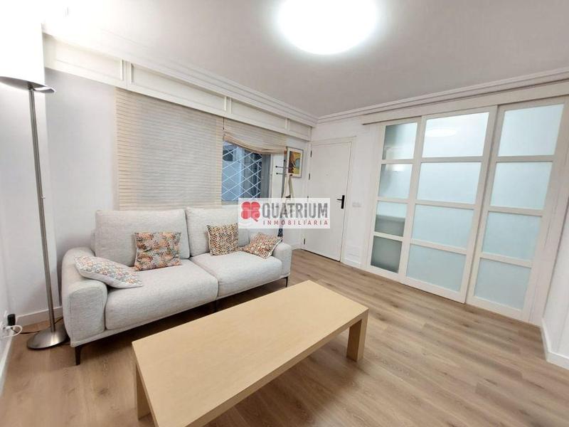 Foto 3cccac7f-4d12-4aa8-baa3-a283e74f6cd5. Rent flat with heating in Ensanche - Sar Santiago de Compostela