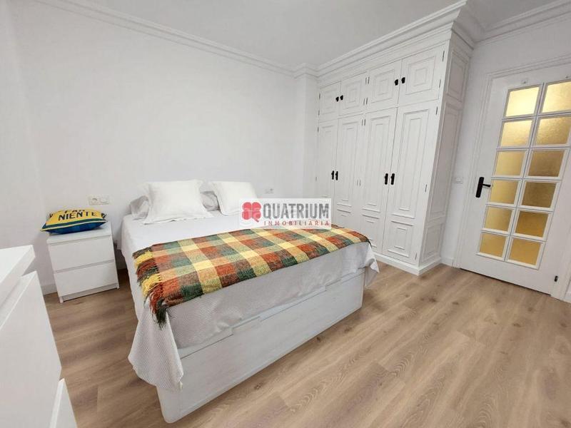 Foto b746b544-0dc6-48dc-87f8-16386dc2ffb5. Rent flat with heating in Ensanche - Sar Santiago de Compostela