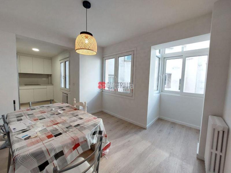 Foto 7e7e0188-9a41-4266-a9d2-e8011337db44. Rent flat in Ensanche - Sar Santiago de Compostela