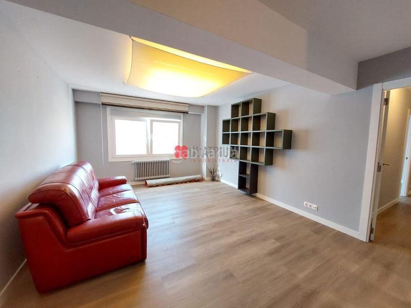 Foto 9ac75001-8816-45b9-9701-73ecfabaf5cd. Affitto appartamento con riscaldamento in Ensanche - Sar Santiago de Compostela