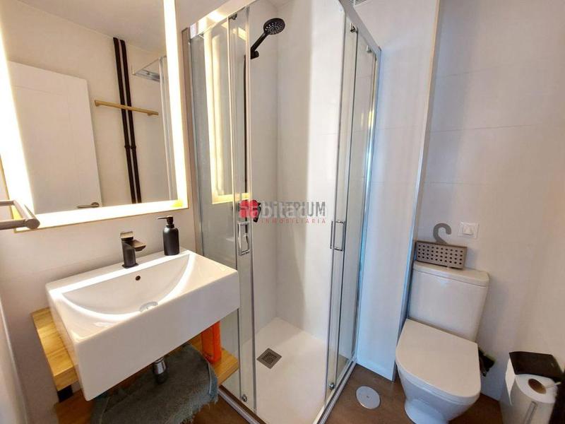 Foto e2893664-5af7-4369-8dd2-14674e5a0cdf. Affitto appartamento con riscaldamento in Ensanche - Sar Santiago de Compostela