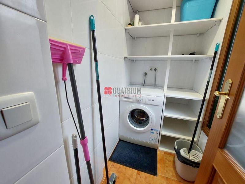 Foto d3f5f961-8dbf-49a8-9da1-64451f5655ae. Alquiler piso se alquila piso en zona Conxo, . en Santiago de Compostela