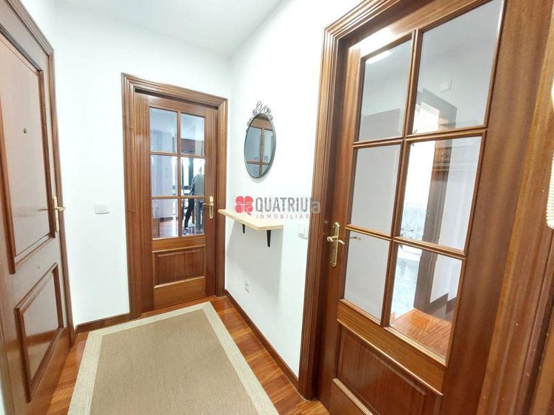 Foto 971ab0a6-9e05-4603-94ad-b9938935d4b9. Lloguer pis amb calefacció aparcament a Conxo Santiago de Compostela