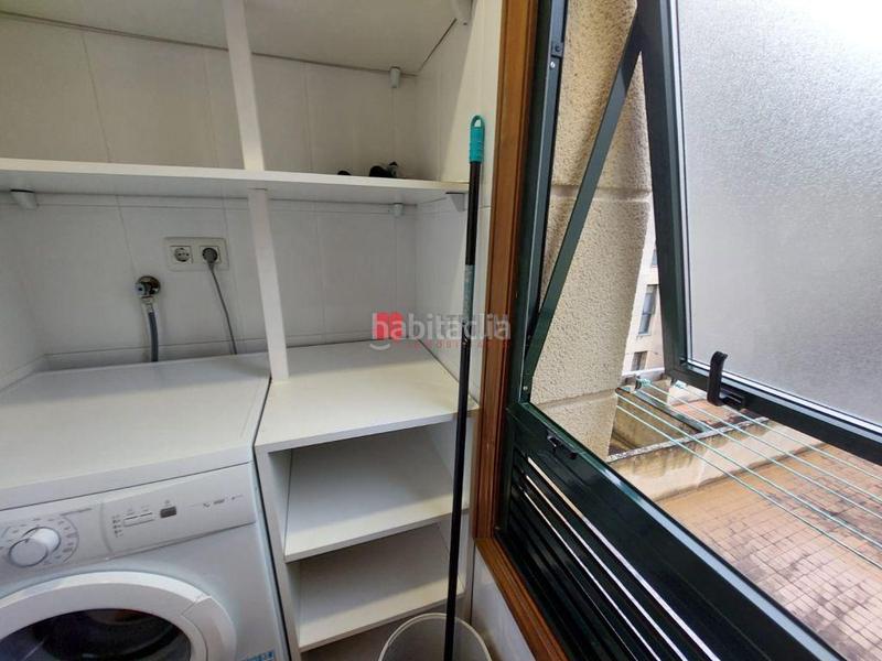 Foto ffb40cf2-e23f-4df9-862a-957ad0b59d0a. Lloguer pis amb calefacció aparcament a Conxo Santiago de Compostela