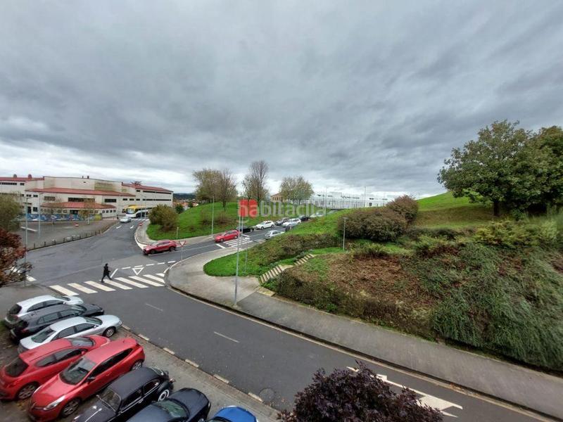 Foto 83dd04b1-0d8f-4131-a28d-646140c87881. Rent flat with heating parking in Conxo Santiago de Compostela