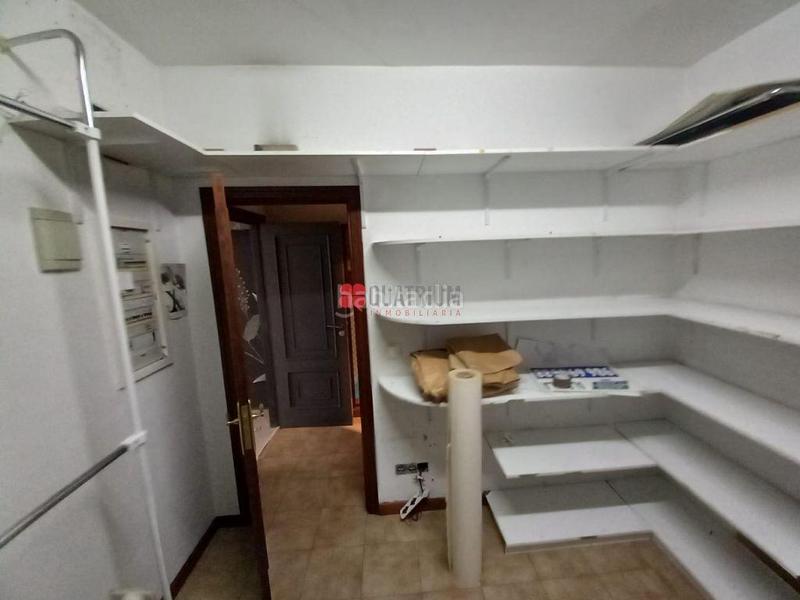 Foto 3fdbca0f-de8b-4959-b049-b21e6650068f. Geschäftsraum in Sanxenxo pueblo Sanxenxo