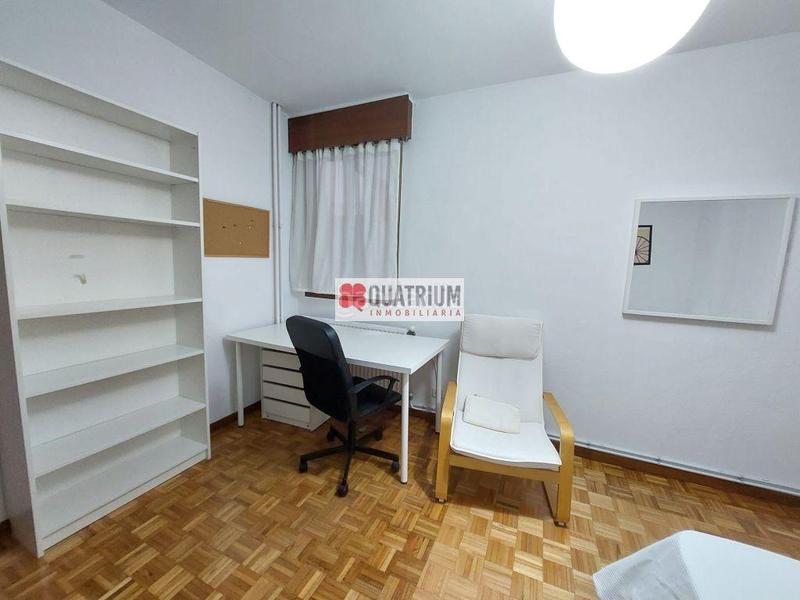 Foto 31d2237f-13e9-4f77-a63e-5f84005a67be. Lloguer pis amb calefacció a Ensanche - Sar Santiago de Compostela