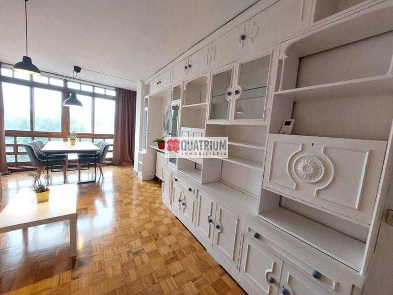 Foto 247a2210-2f0b-4f3b-b057-b7df6dafcd56. Miete etagenwohnung mit heizung in Ensanche - Sar Santiago de Compostela