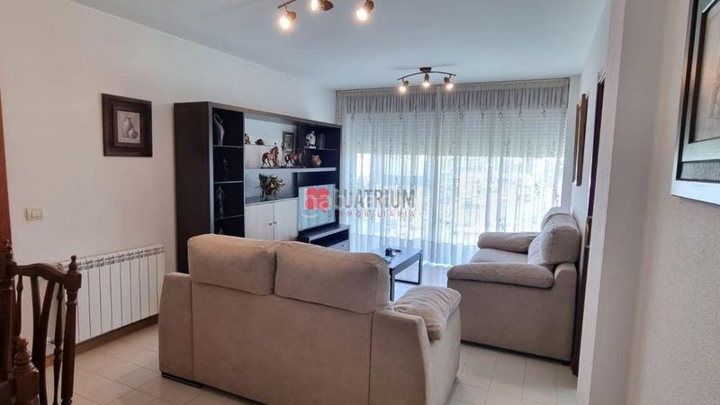 Foto 73ce57bc-bc1b-42d4-911e-6928e2efd94d. Location appartement avec parking dans Conxo Santiago de Compostela