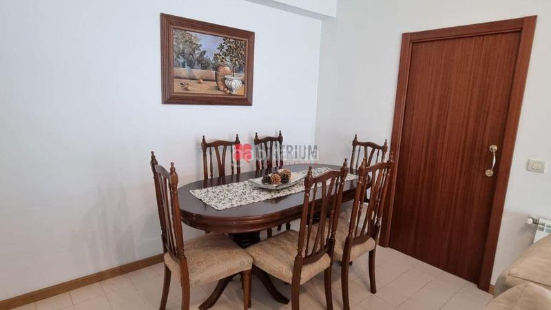 Foto f88e18fd-fda4-4768-9543-abb466c62d29. Rent flat with parking in Conxo Santiago de Compostela