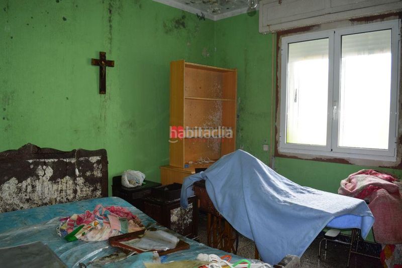 Foto 110963b8-7c5f-473f-9e63-a3f1438e9a45. Edifici a Estrada (A)