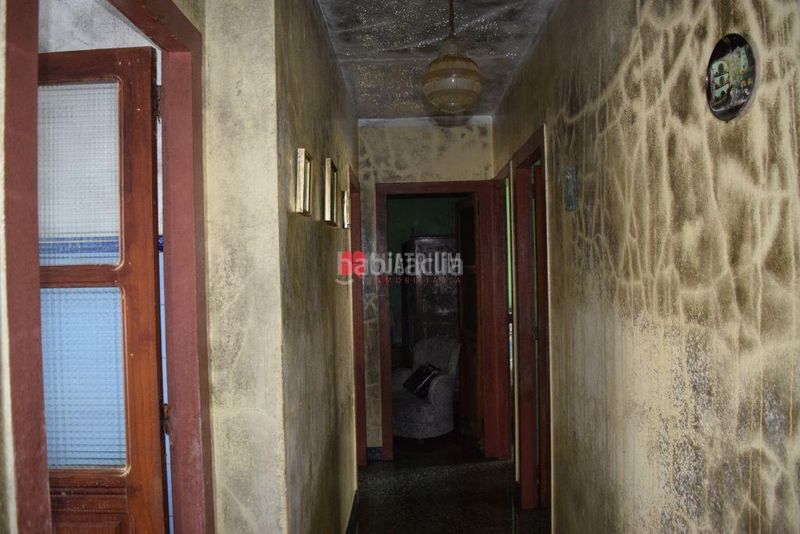 Foto 20297072-d4f8-4f85-94d2-1ab8bec9f0af. Edifici a Estrada (A)