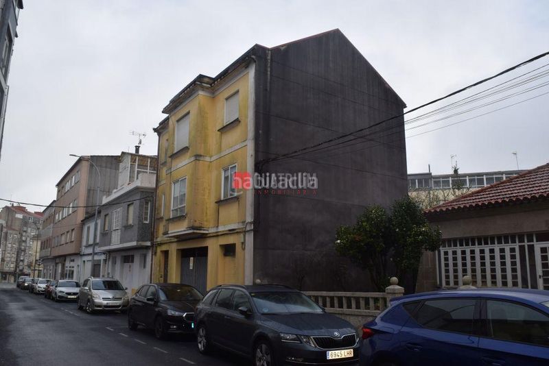 Foto ab858bf9-5414-422f-bd3c-1654b6c19f62. Edifici a Estrada (A)