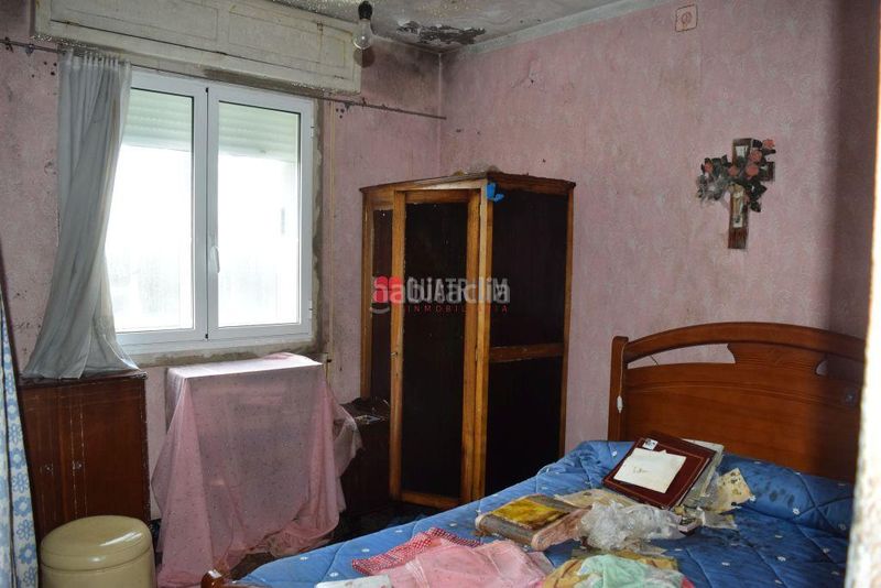 Foto ba4fcab3-291b-4209-a805-505d2a22dbde. Edifici a Estrada (A)