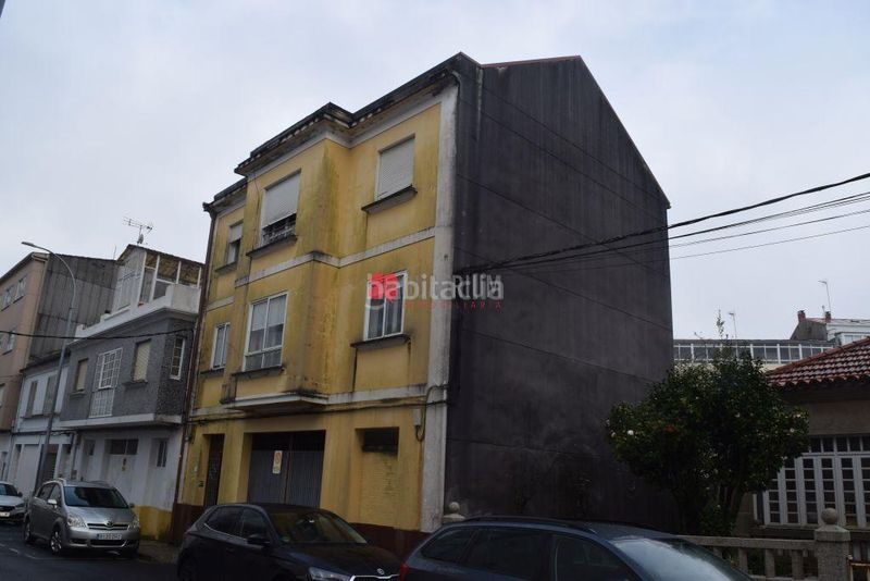 Foto ed36092d-7579-45ad-846c-477586b35449. Edifici a Estrada (A)