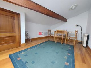 Pis  Villar. Vivienda en venta en pleno casco histórico de santiago de compos