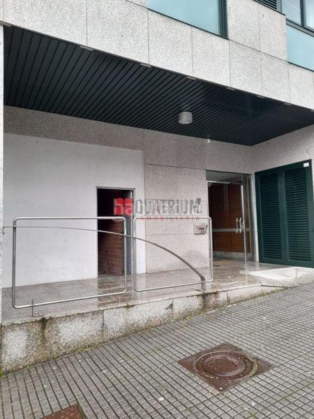 Foto 42f2388d-b465-4026-9475-381cccda3596. Local comercial a Castiñeiriño - Cruceiro de Sar Santiago de Compostela