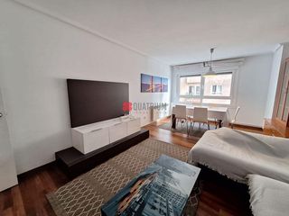 Location Appartement  Hórreo. Alquiler a estudiantes, 4 habitaciones