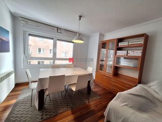 Rent Flat  Hórreo. Alquiler a estudiantes, 4 habitaciones